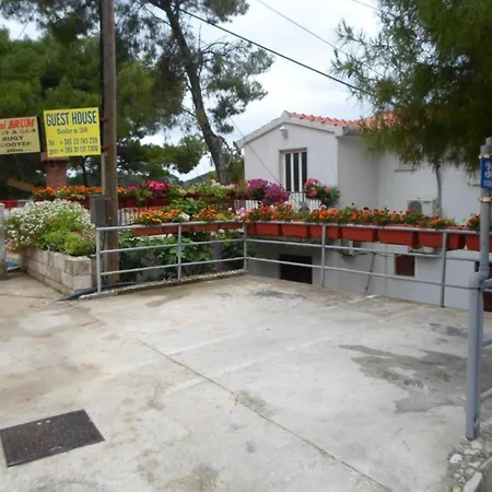 Gostinjska kuća 38 3*