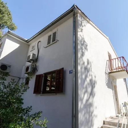Gostinjska kuća 38